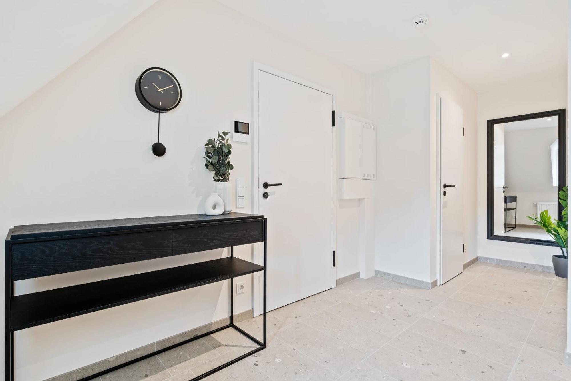 Elegant Clausen Apartment With King Bed & Wifi Люксембург Экстерьер фото